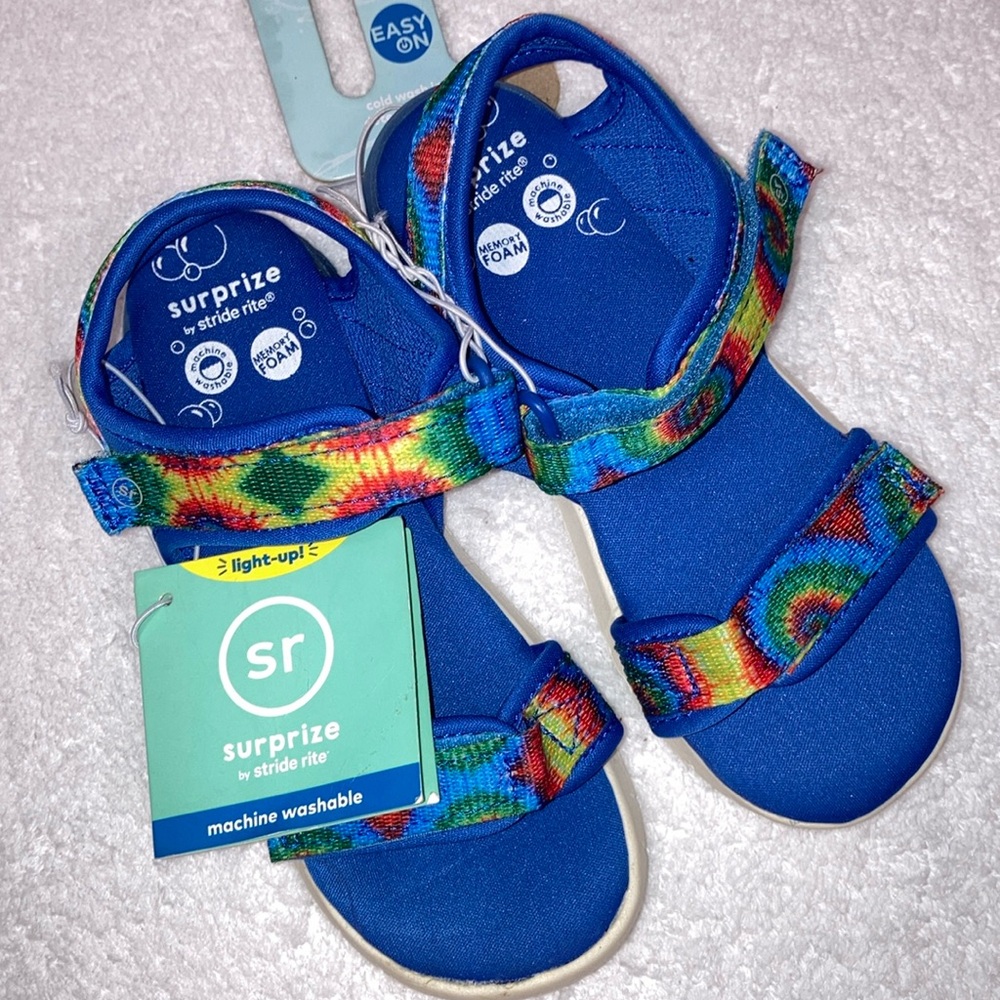 NWT surprize stride rite washable light up play sandals 12m